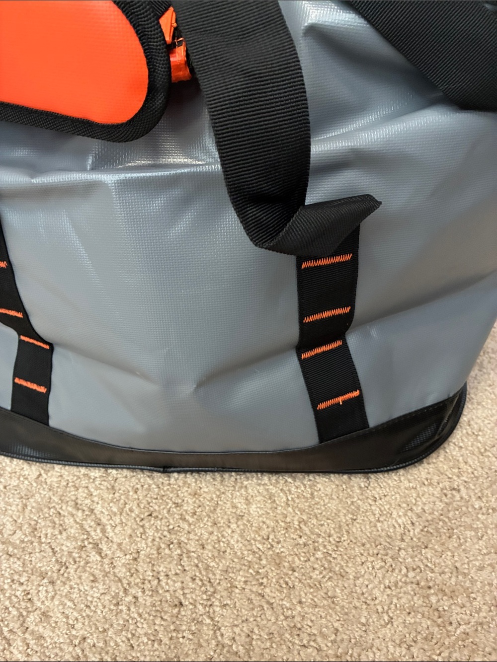Harley-Davidson Deluxe Embroidered Duffle Bag Gray & Black NWT - Picture 8 of 11